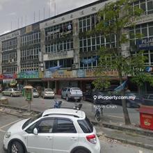 3.5 storey Shop Lot for Sale (Negotiable)
