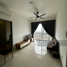 Limited 4 rooms furnished Pinnacle Sri Petaling unit for Rent!
