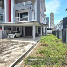 For Sales Kota Syahbandar Triple Storey Corner