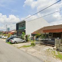 1 Storey Freehold House, Basic Unit w/ Spacious Car Porch