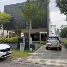 Freehold 3 Storey Bungalow Jade Hills Kajang (Below Value 27%)