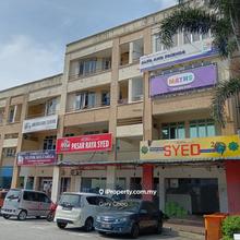Kota Warisan , a very busy township near to Dengkil , 