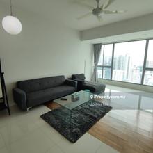 Very high floor one bedroom unit