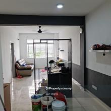 Ehsan Jaya, Shop Apartment, 3 Bedroom, 2nd Floor, Renovated