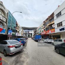 Ss15 LRT Station with Walking Distance 3 Sty Intermediate Shoplot