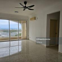 3 Room, 2 Parking, 1019sf