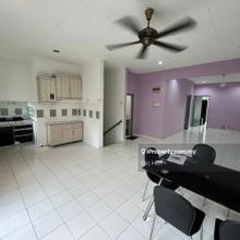 Amansiara townhouse for rent, 1 carpark, ground floor,selayang