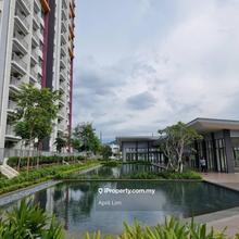 New Kajang Freehold 1300sqft condo ,Residential title 250units 