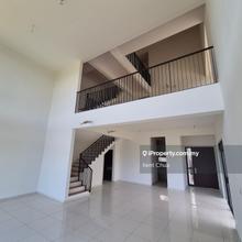 Brand new 3sty modern designed corner superlink with huge garden