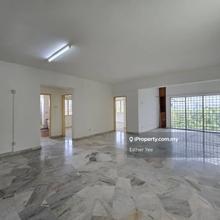 Below Market - Freehold - MRT Walking distance - 3r2b 