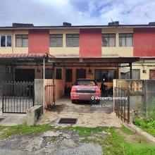 2 Stry Terrace House - Close to Lotus, Taiping Hospital & Taiping Mall