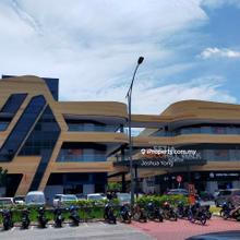 Facing Main road & Largest retail space