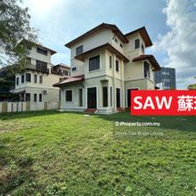 D Residence Luxury 3 Storey Bungalow