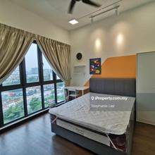 Mid valley and kl central master bedroom for rent 
