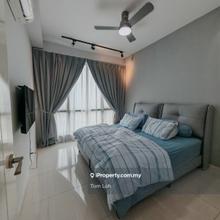 Dual Key @ 1 Room With Balcony