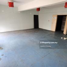 Shop-office for Rent