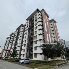 Renovated, community with gym, swimming pool 