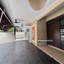 3 storey cluster home with South facing, nicely located and quiet