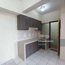 Service Residence Rhythm Avenue Usj 19 Subang Jaya beside LRT station