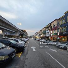 Limited main road frontage unit, door step to MRT station!