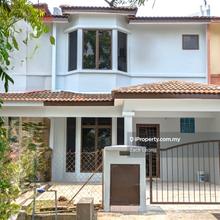 Facing open newly renovated 2 Storey 20x65 sp1 taman saujana puchong