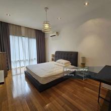 Golden Triangle Premium Address -walking distance to MRT