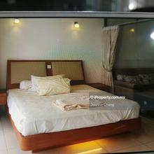 Full furnished studio within walking distance to ppum and um.
