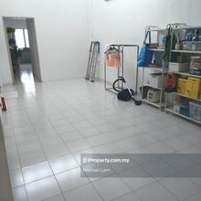 Terrace house for Sale