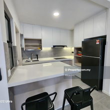 Brand new condominium, walking to the mall