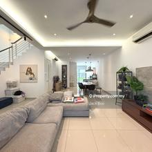 Terrace house for Sale