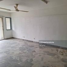 Subang ville ehsan short walking distance to Sunway Pyramid 