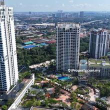 Luxury Condominium Molek Pines 4 for Sale, Perfect Package