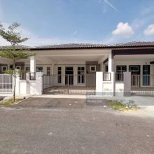 Taman Putera Indah, Tongkang Pechah, Batu Pahat