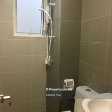 Short walk to MRT &Nsk Supermarket. Excellent Facilities.