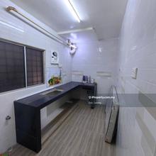 Ground Floor Flat at Puchong Hartamas for Rent