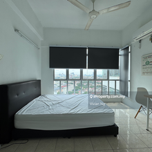 Female Middle Room For Rent, Next to LRT Asia Jaya