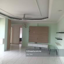 Walking distance to MRT, Freehold, Semi-furnished, Move-in conditions