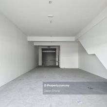 90% occupied, New Hot Area in Uptown Rimbayu, Not Many Units Left !