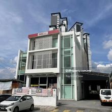 Kepong, 3 Storey Detached Factory For Rent
