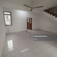Saleng taman muhibah for sale double storey Rm370knego
