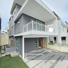 Kiara 1, Renovated unit, Facing Southeast 
