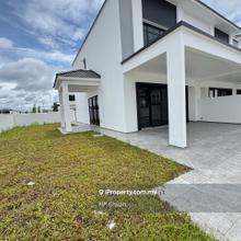 Eco Botanic 2/Chamborough/Double Storey Terrace/Corner Unit