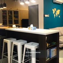 Koi Suites Condo @ High Floor !