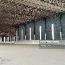 Newly refurbished 2-storey Warehouse for rent