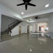3 Sty Superlink Kinrara Residence for Sale