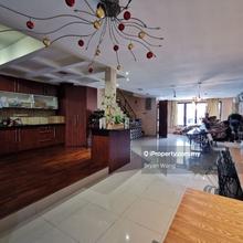 Terrace house for Sale