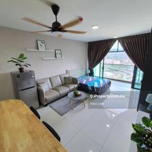 Fully furnished studio come with balcony