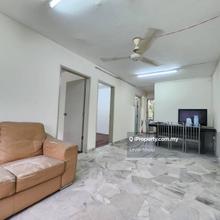 Below Market Pangsapuri Cheras Ria Apartment, Kuala Lumpur ! Corner