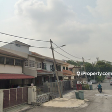 Terrace house for Sale