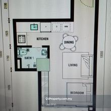 Spacious Unit, Bathroom At The Side